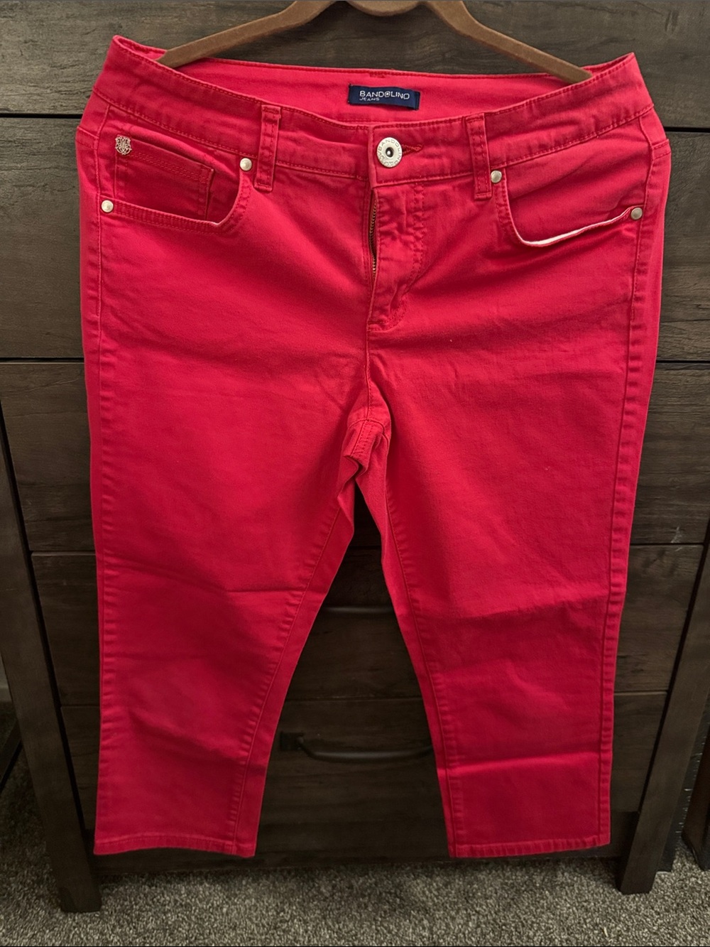 Bandolino Vibrant Red Capri Pants